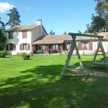 Auberge Les Volpilieres Ruynes-en-Margeride Dış mekan fotoğraf