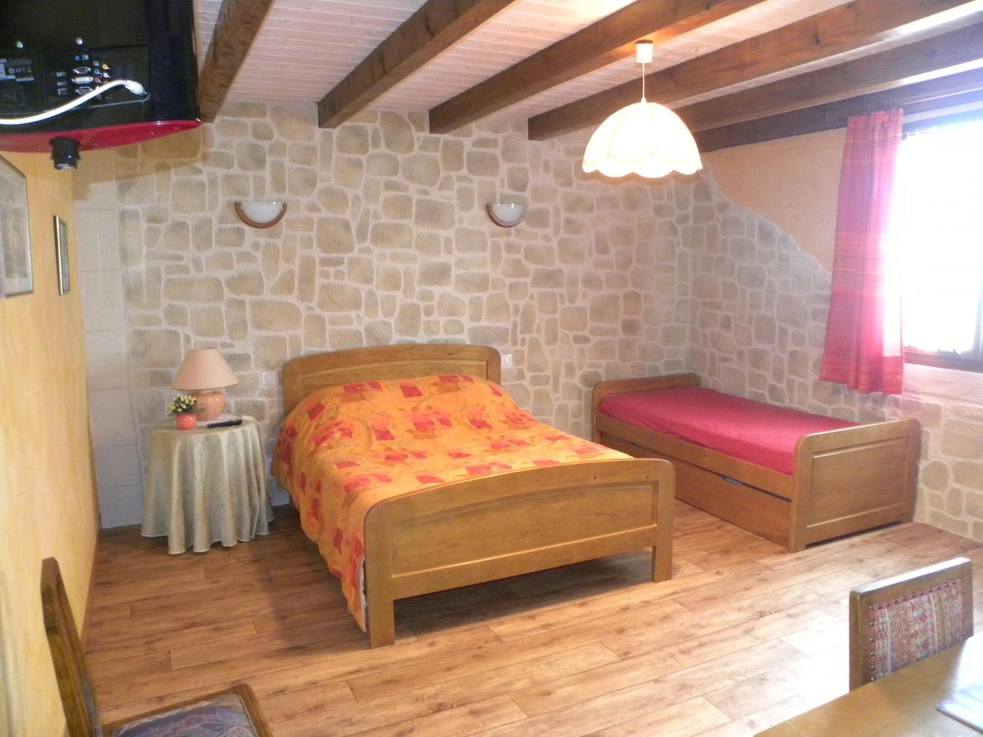 Auberge Les Volpilieres Ruynes-en-Margeride Dış mekan fotoğraf