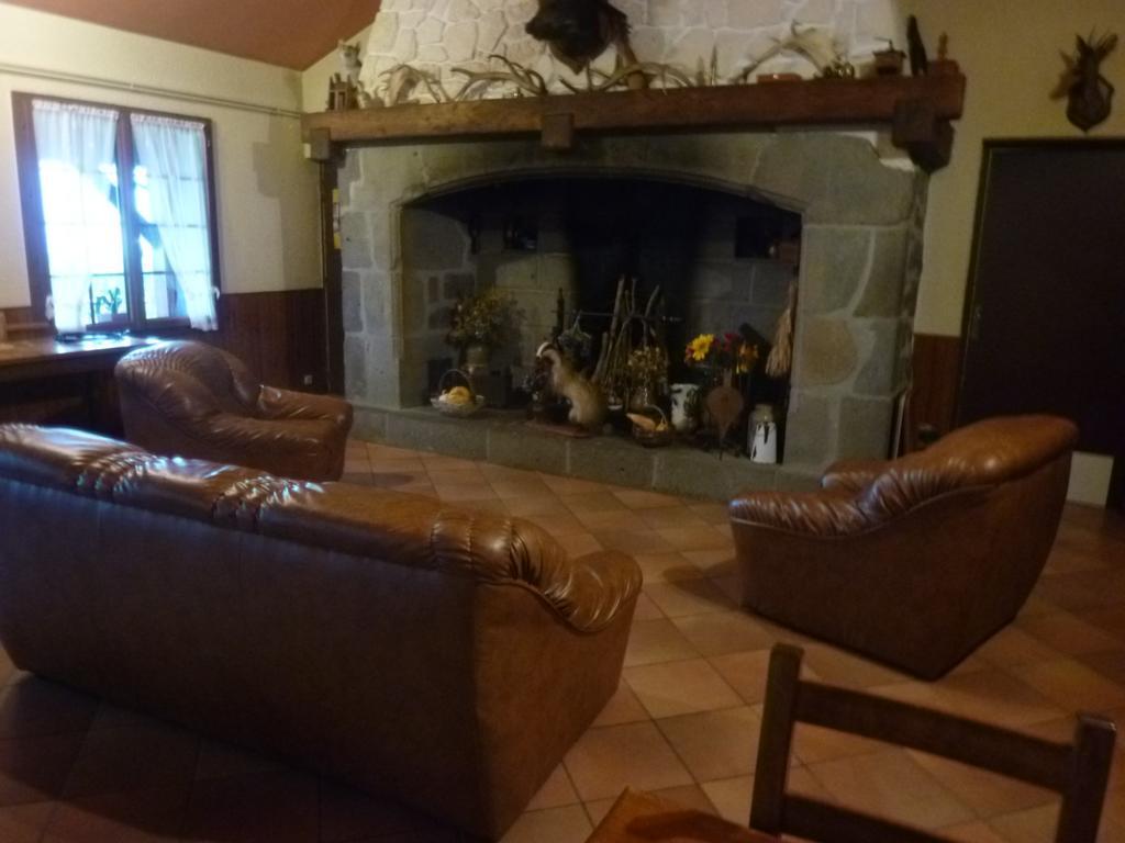 Auberge Les Volpilieres Ruynes-en-Margeride Dış mekan fotoğraf